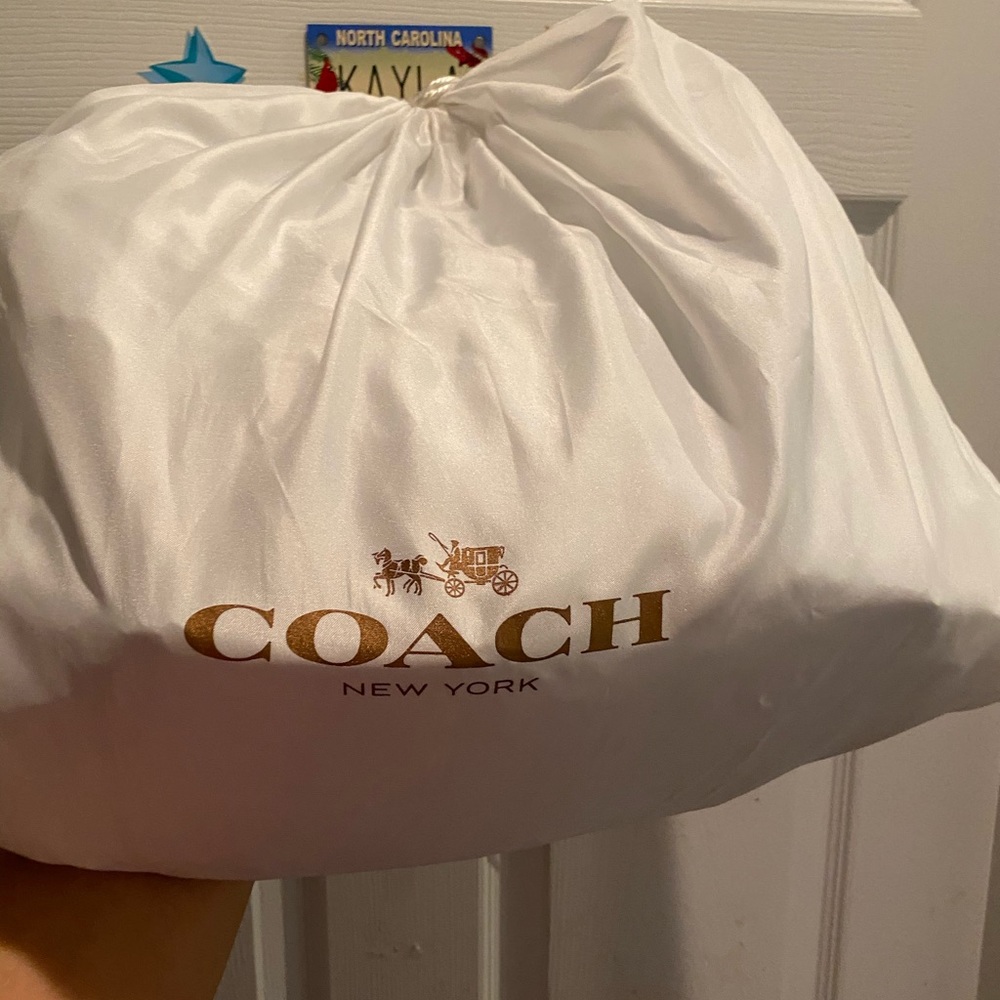 Coach Bag - Picture 7 of 7
